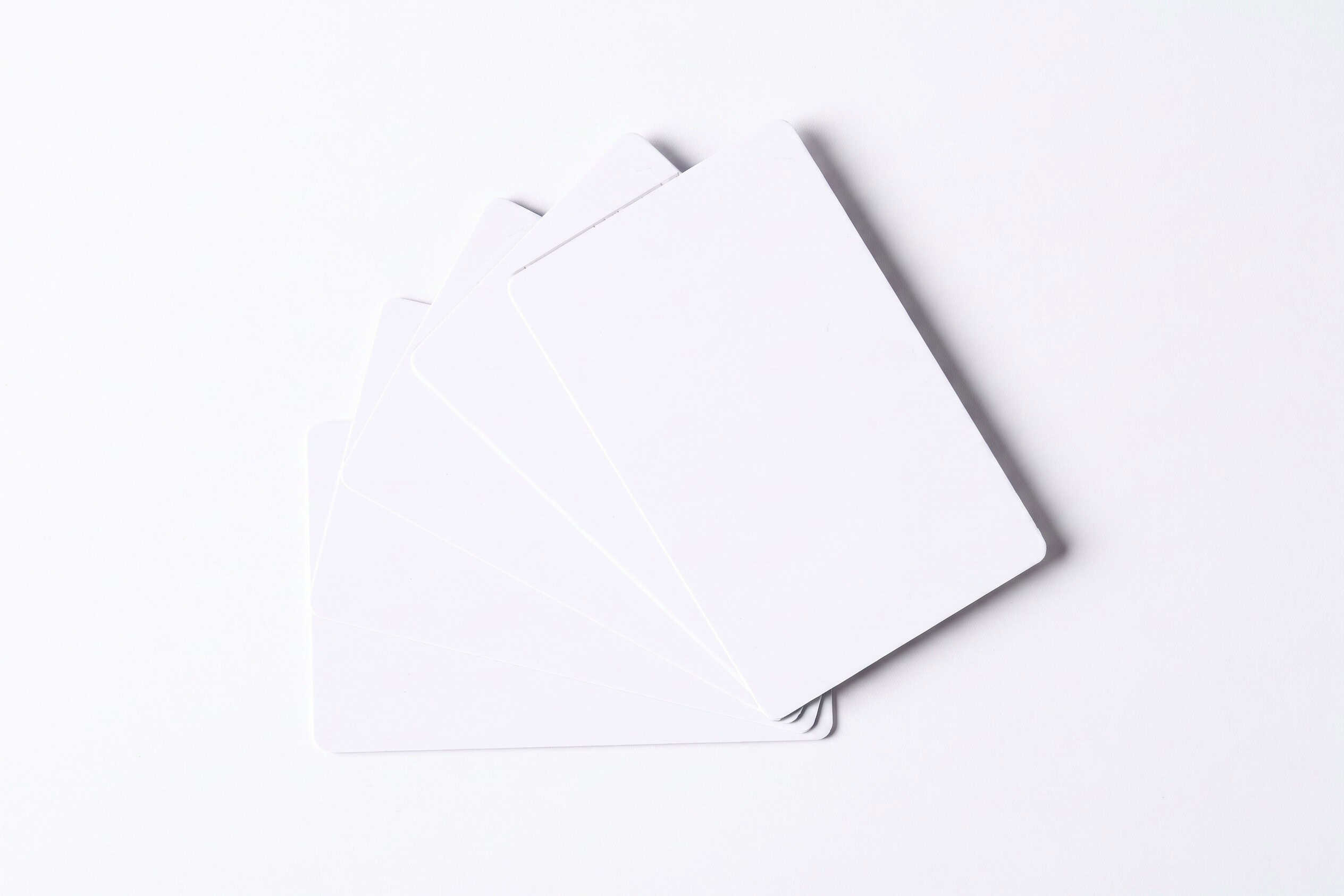 Witte NFC creditcards NTAG