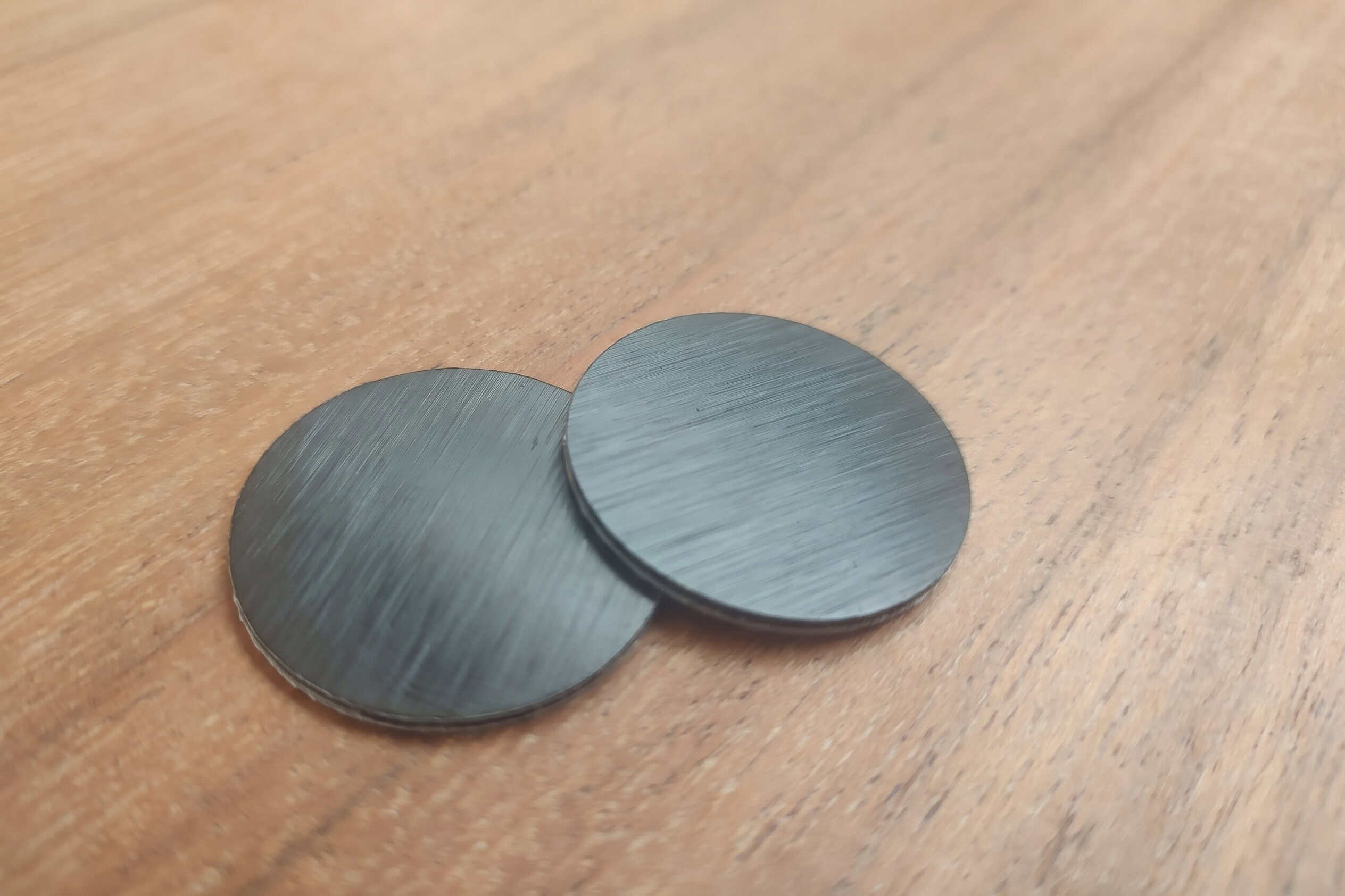 Brushed zwarte NFC tags NTAG213